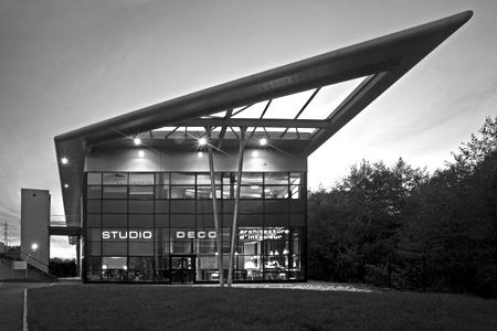 Devanture de l'agence Studio Deco, architecture d'intérieur, photo noir et blanc